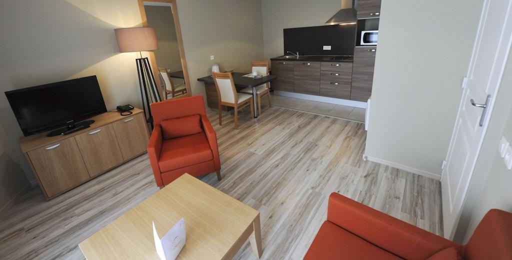 Aparthotel Domitys La Marquise Beaussais-Vitre  Zimmer foto